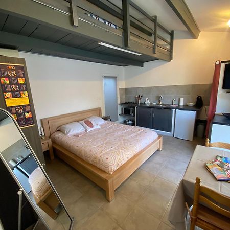 Proche Ajaccio Maisonnette Independante 4 Personnes Au Calme Alata 외부 사진