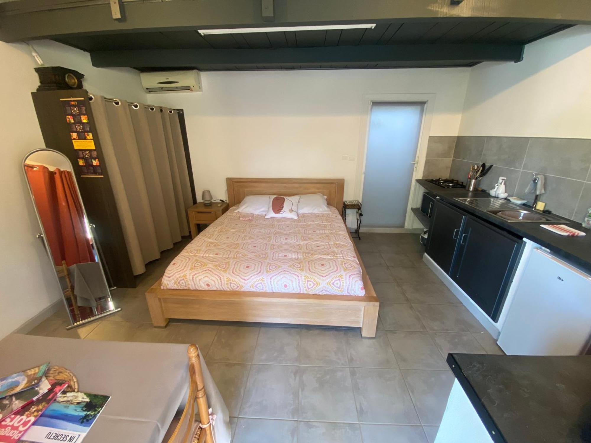 Proche Ajaccio Maisonnette Independante 4 Personnes Au Calme Alata 외부 사진