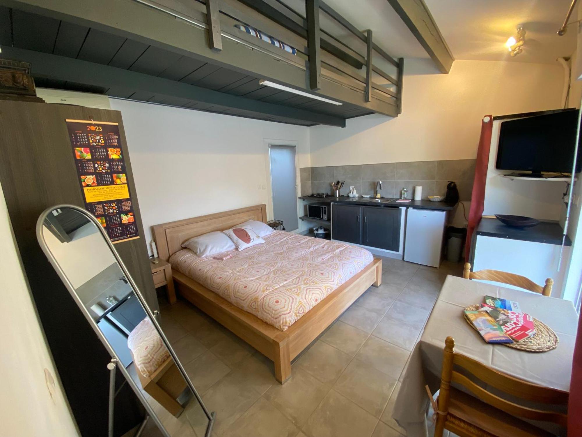 Proche Ajaccio Maisonnette Independante 4 Personnes Au Calme Alata 외부 사진